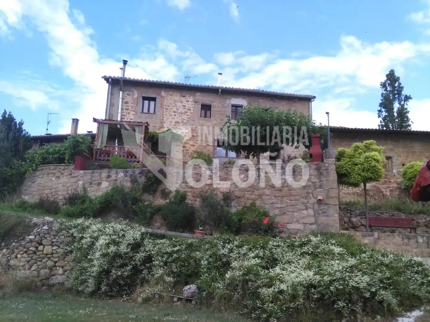 Außenansicht von Country house zum Verkauf in San Vicente de la Sonsierra mit Heizung, Terrasse und Abstellraum