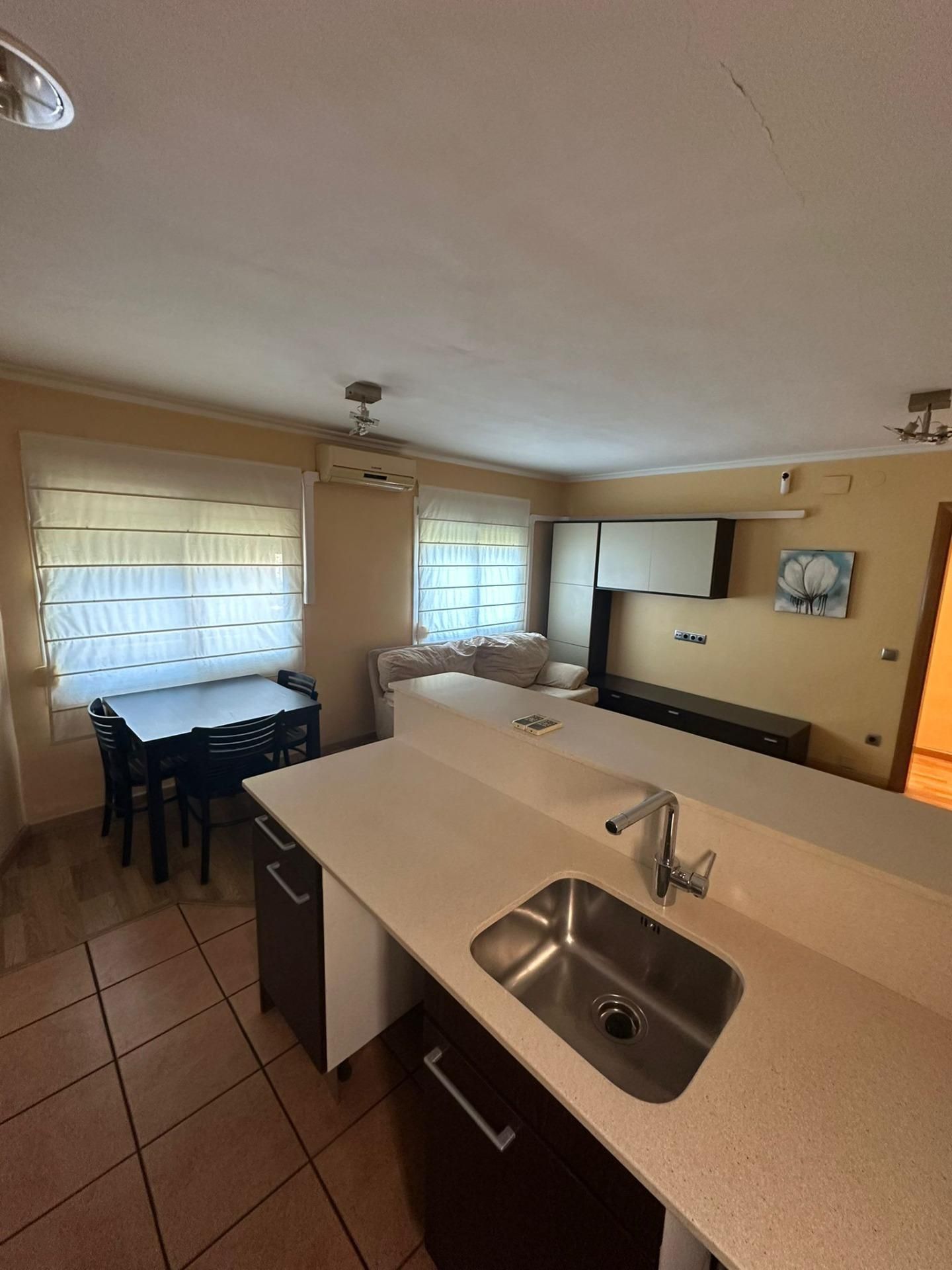 Kitchen of Flat for sale in L'Hospitalet de Llobregat  with Air Conditioner and Heating