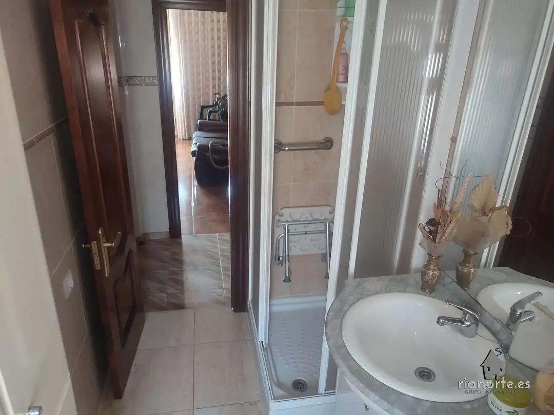 Piso de alquiler en Barrio Viviendas Proteg Tuill, La Felguera