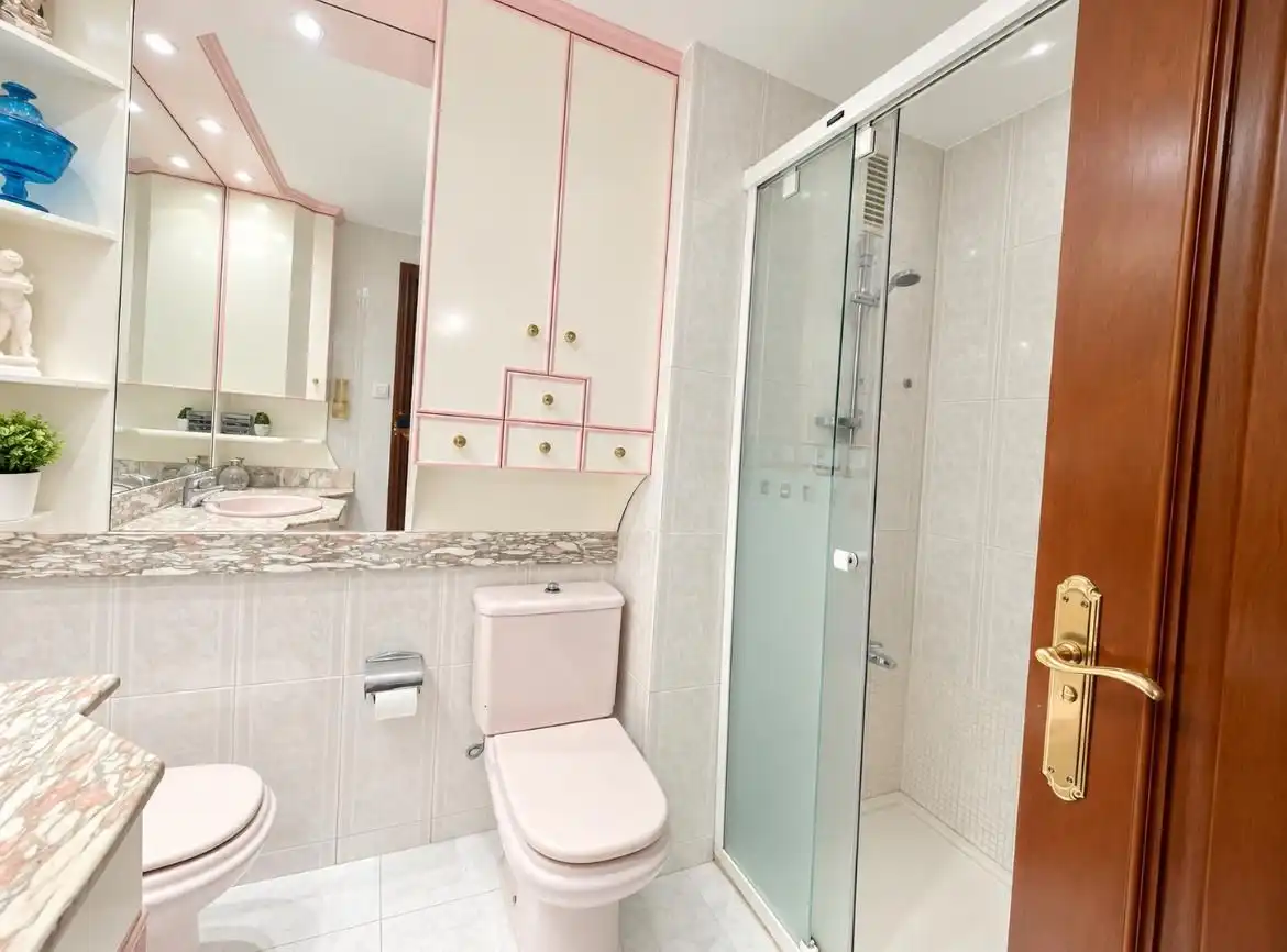 Baño de Piso en venta en Zaragoza con Calefacción