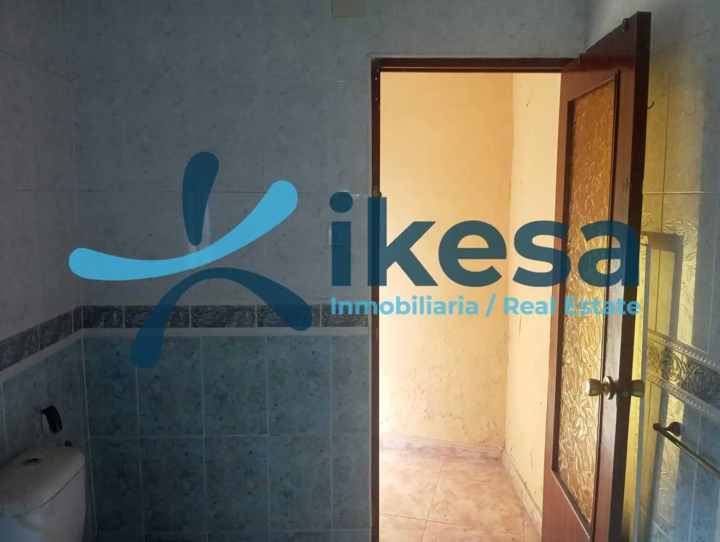 Casa adosada en venta en Burguillos del Cerro