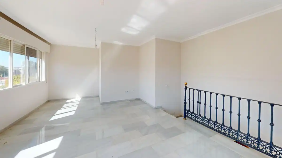 Flat for rent in Sevilla  with Air Conditioner, Heating and Terrace