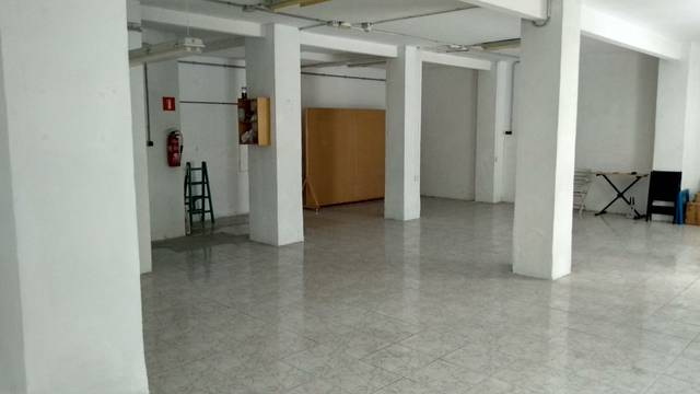 Local comercial en Alquiler en Centre - Zona Alta