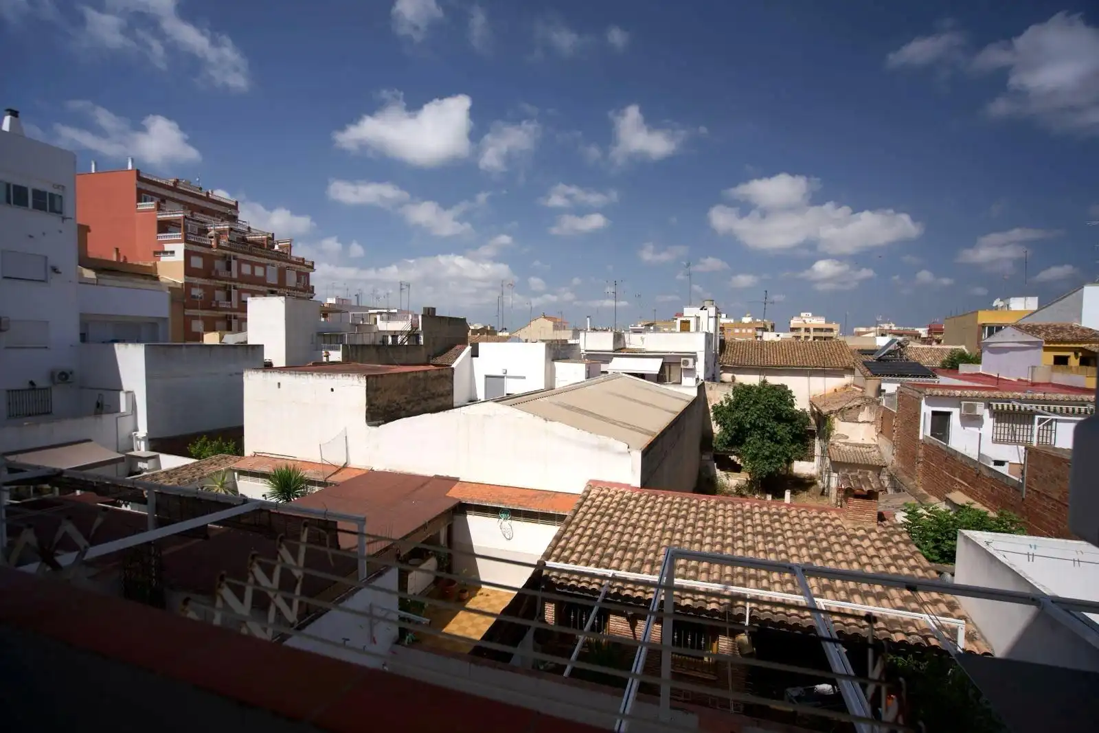 Vista exterior de Piso en venta en La Pobla de Farnals con Aire acondicionado, Horno y Balcón