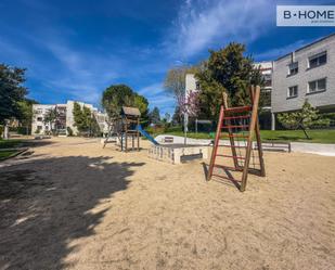 Exterior view of Flat for sale in Majadahonda  with Heating, Private garden and Community pool