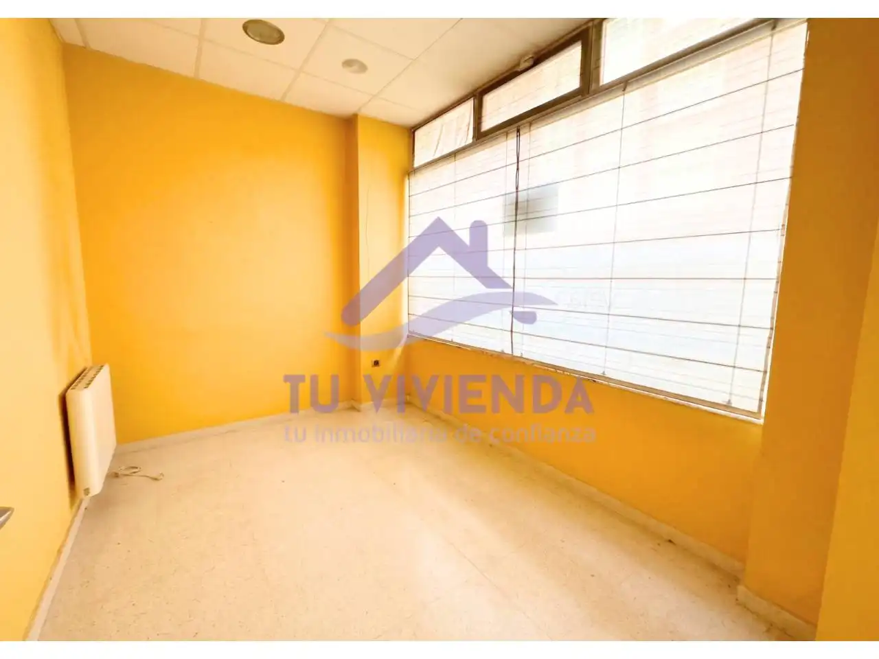 Gewerbefläche zum Verkauf in Calle Olmeda 4, imagen 2