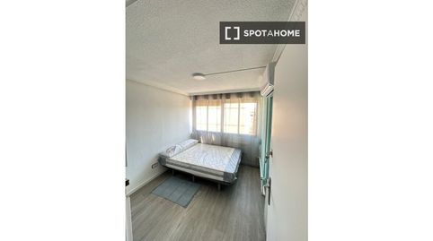 Photo 3 of Room in Juan de la Cierva, Getafe