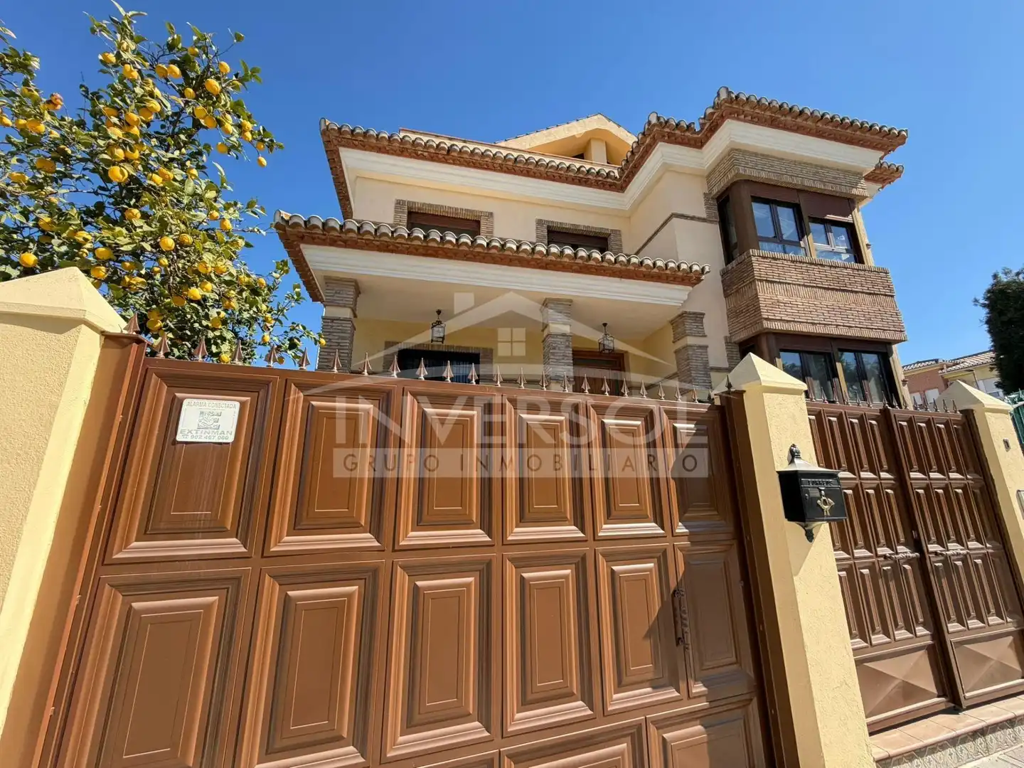 Vista exterior de Casa o chalet en venta en Maracena con Aire acondicionado, Calefacción y Jardín privado
