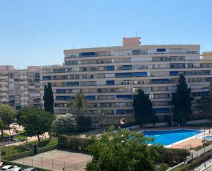 Vista exterior de Apartament en venda en Vélez-Málaga amb Aire condicionat i Terrassa