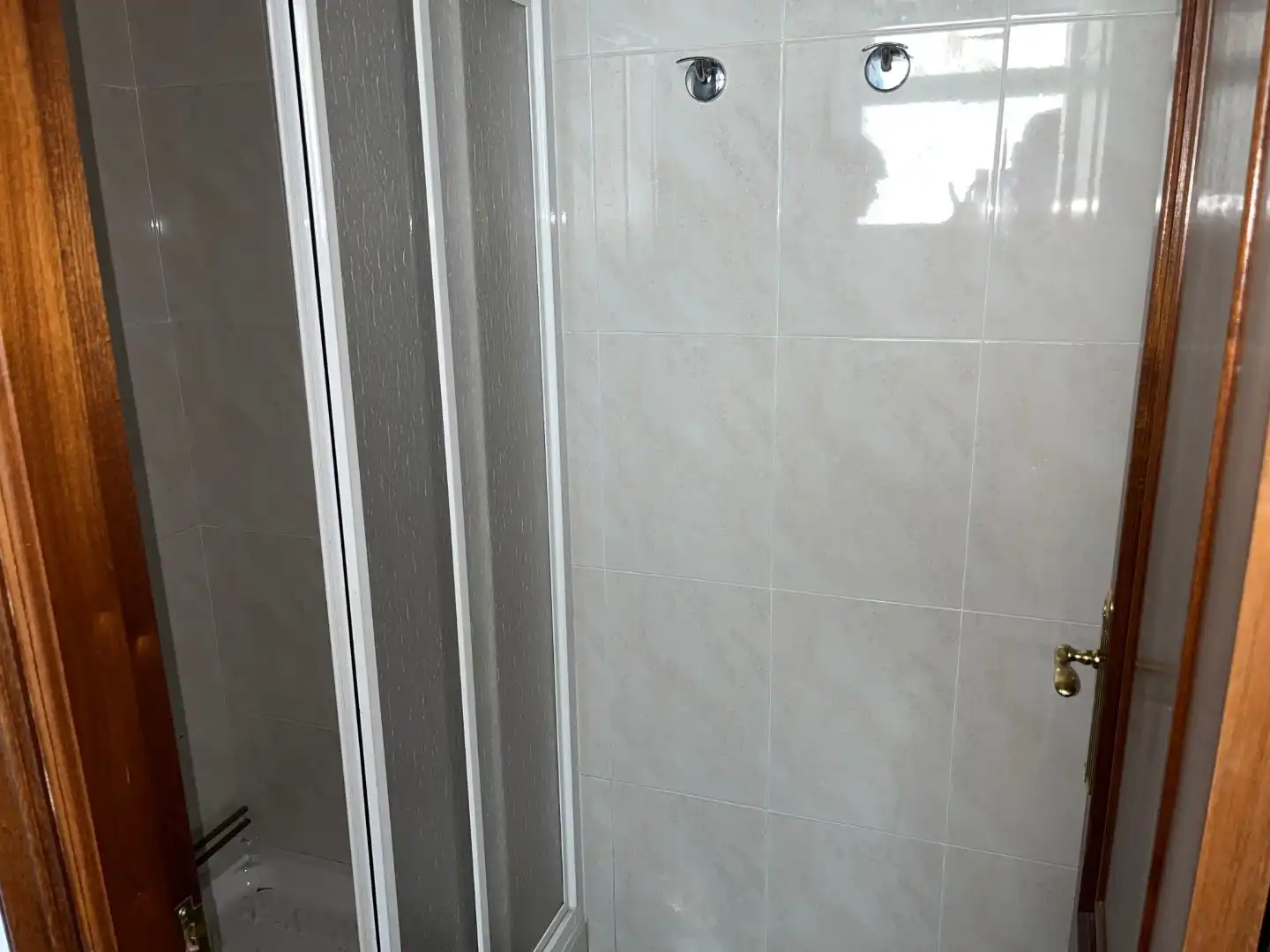 Baño de Local en venta en Narón