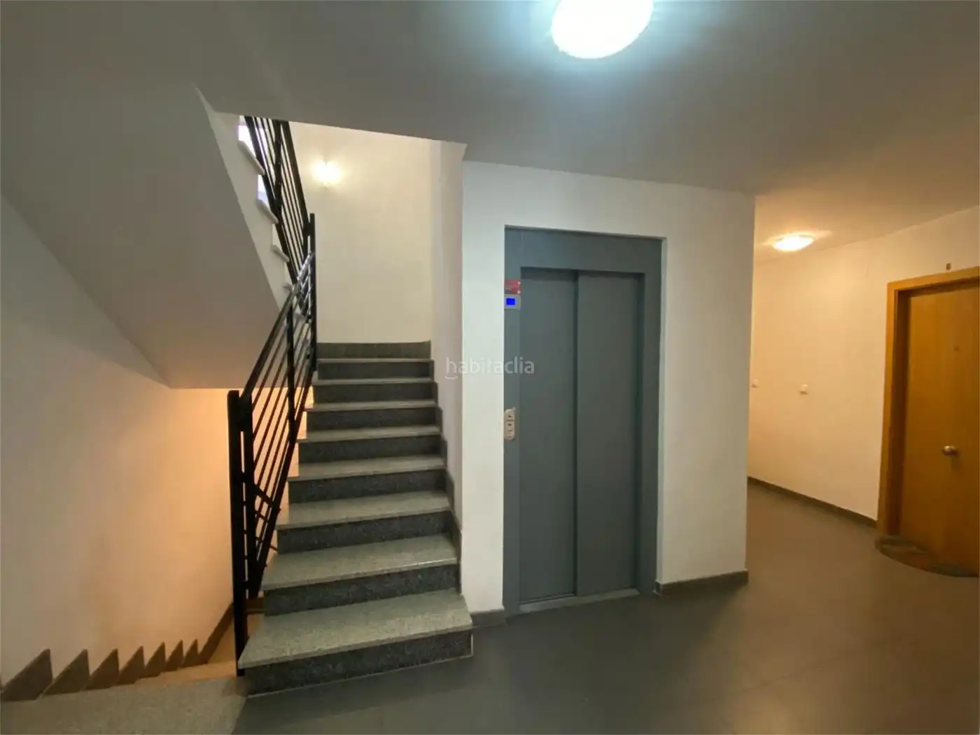 Piso con ascensor en venta en Calle Pública 19, imagen 3