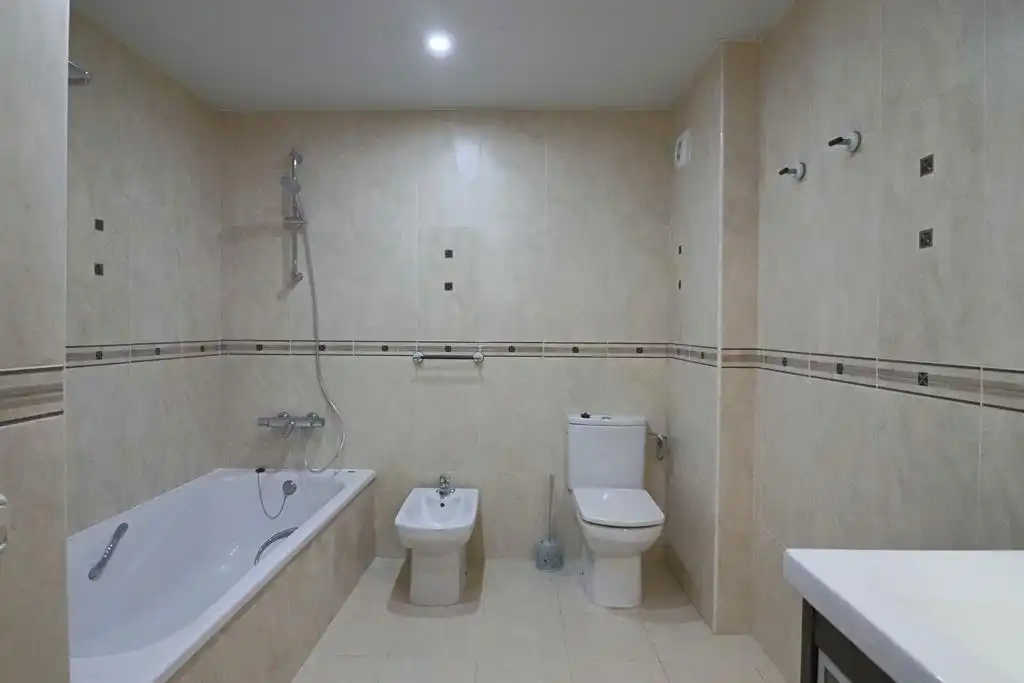 Bathroom of Attic for sale in Empuriabrava  with Air Conditioner