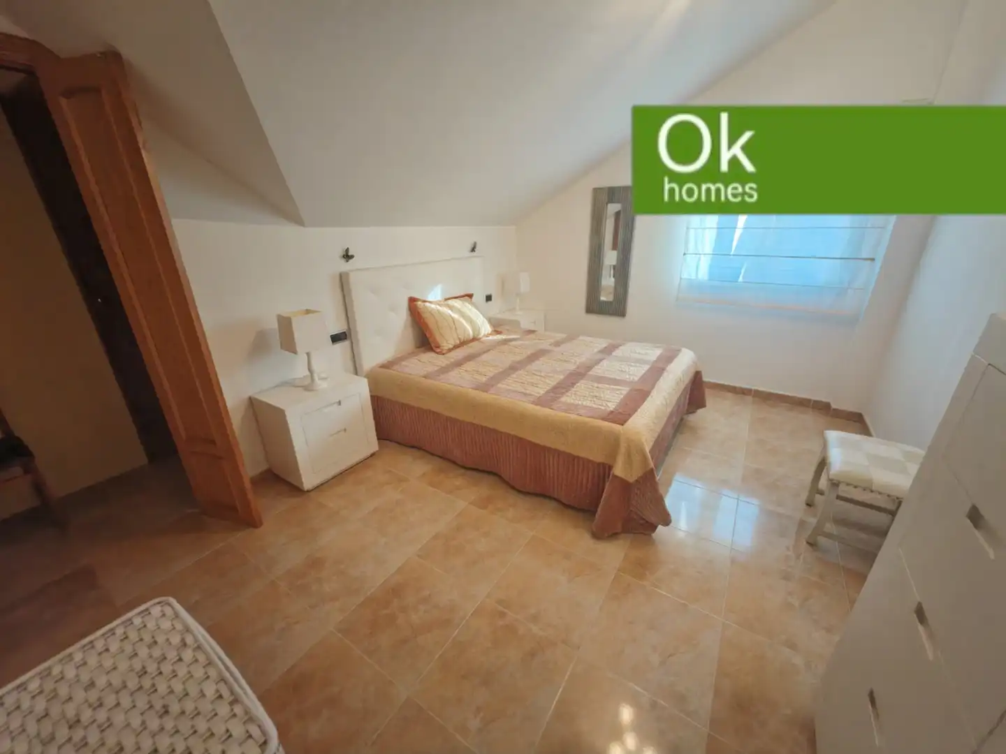 Dormitori de Casa o xalet en venda en Melide amb Calefacció, Jardí privat i Parquet