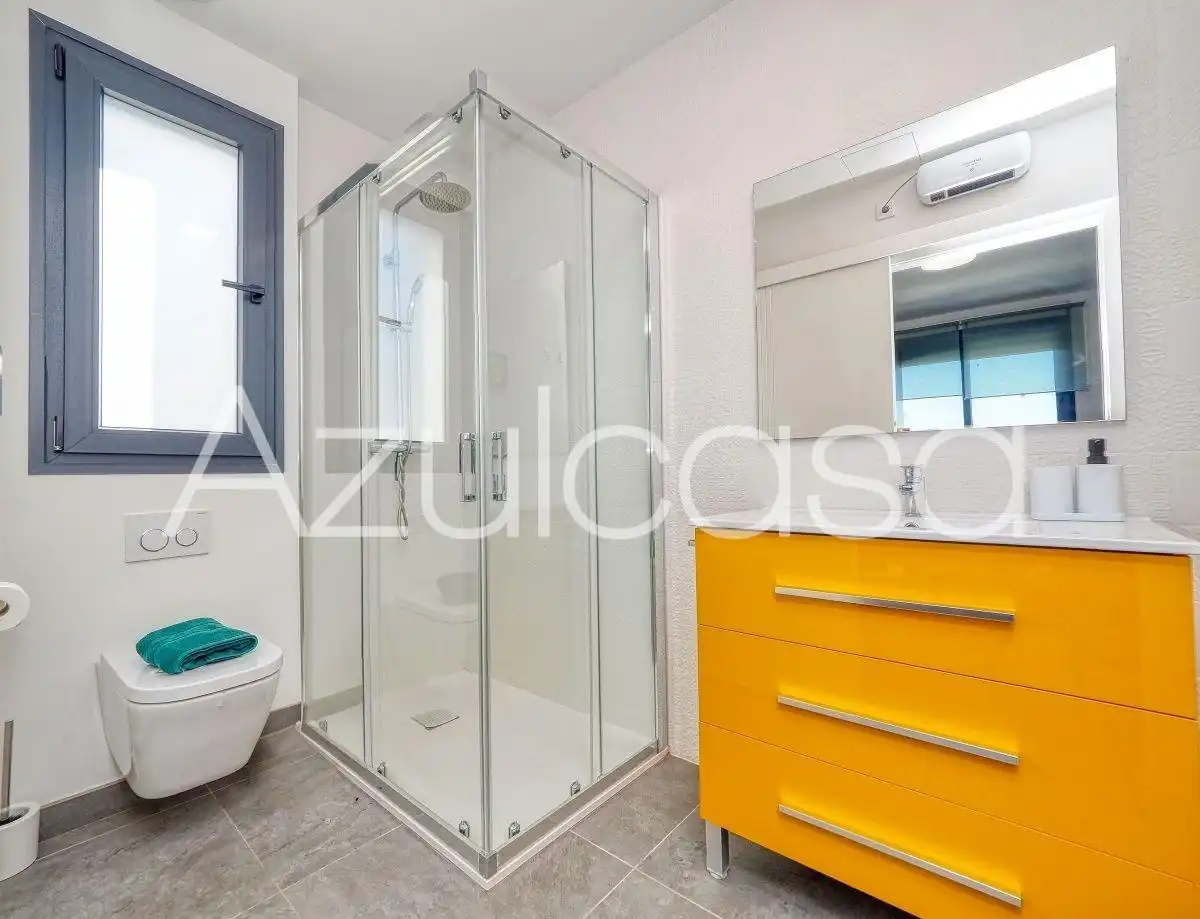 Baño de Casa o chalet en venta en Sant Joan d'Alacant con Aire acondicionado, Terraza y Piscina
