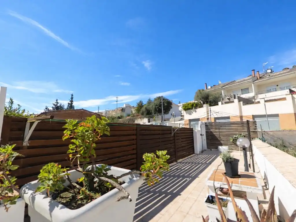 House with terrace for sale in Calle Joan Sarda, imagen 2