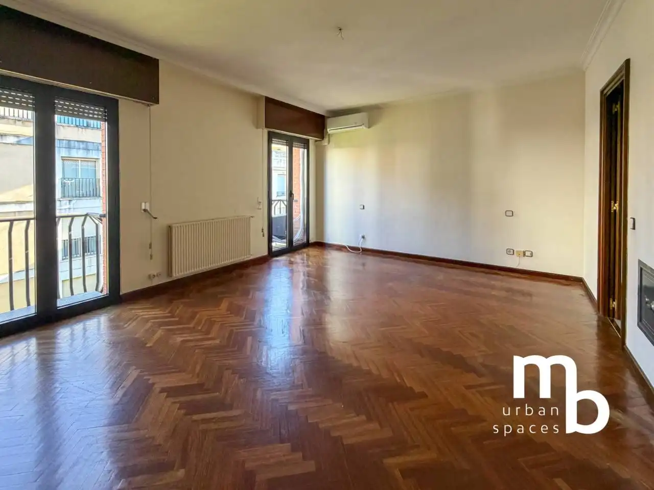 Sala d'estar de Pis de lloguer en Madrid amb Aire condicionat i Calefacció