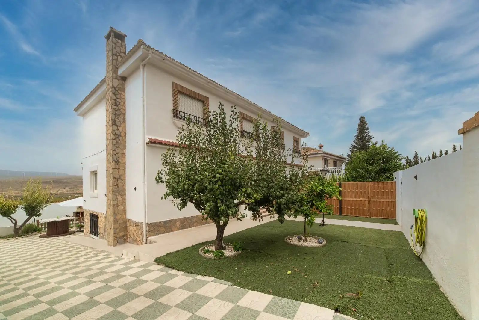 Vista exterior de Casa o chalet en venta en Padul