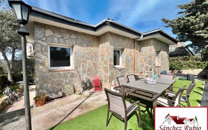 Terrace of House or chalet for sale in Hoyo de Manzanares  with Air Conditioner, Heating and Private garden