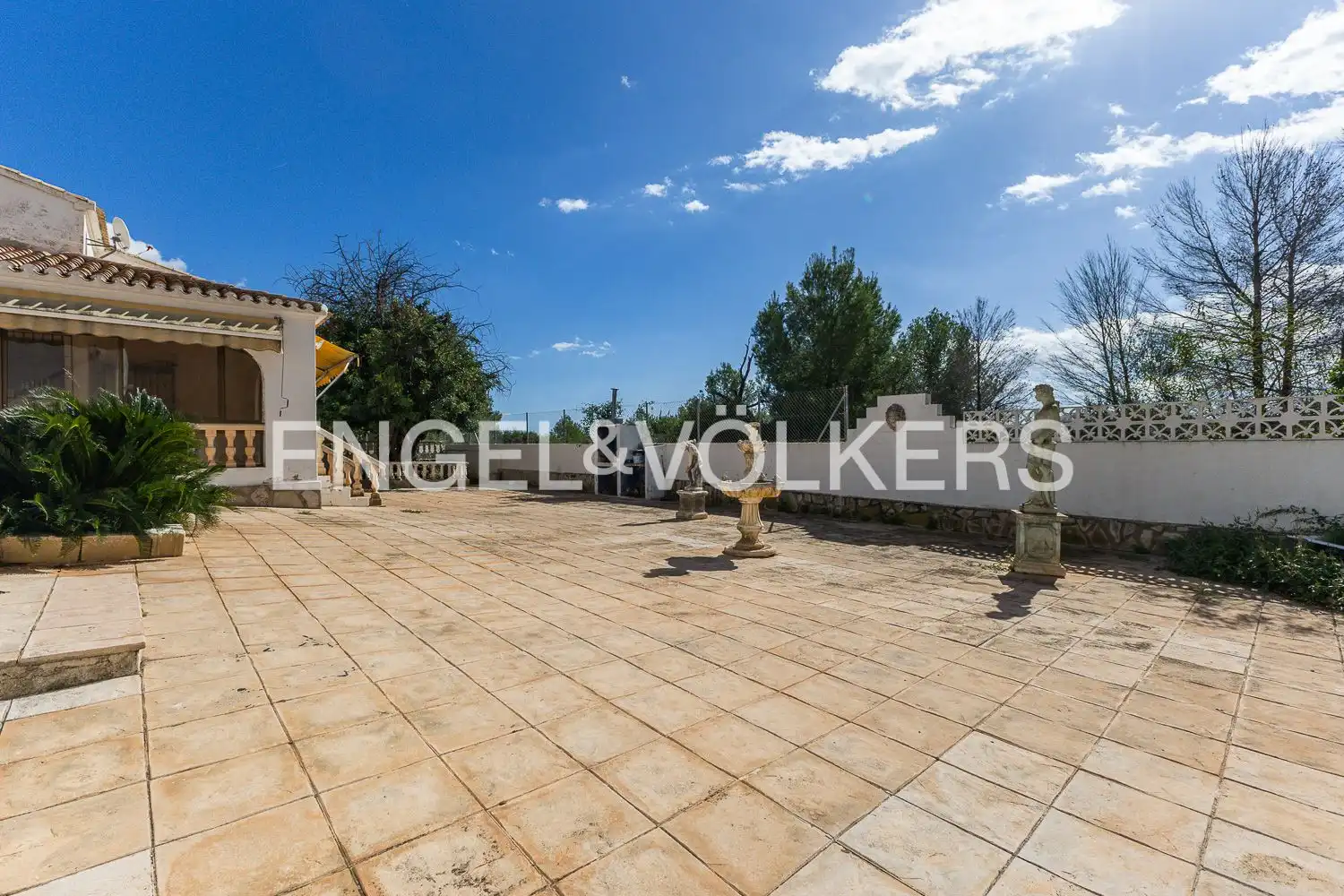 Terraza de Casa o chalet en venta en Dénia con Calefacción, Jardín privado y Parquet
