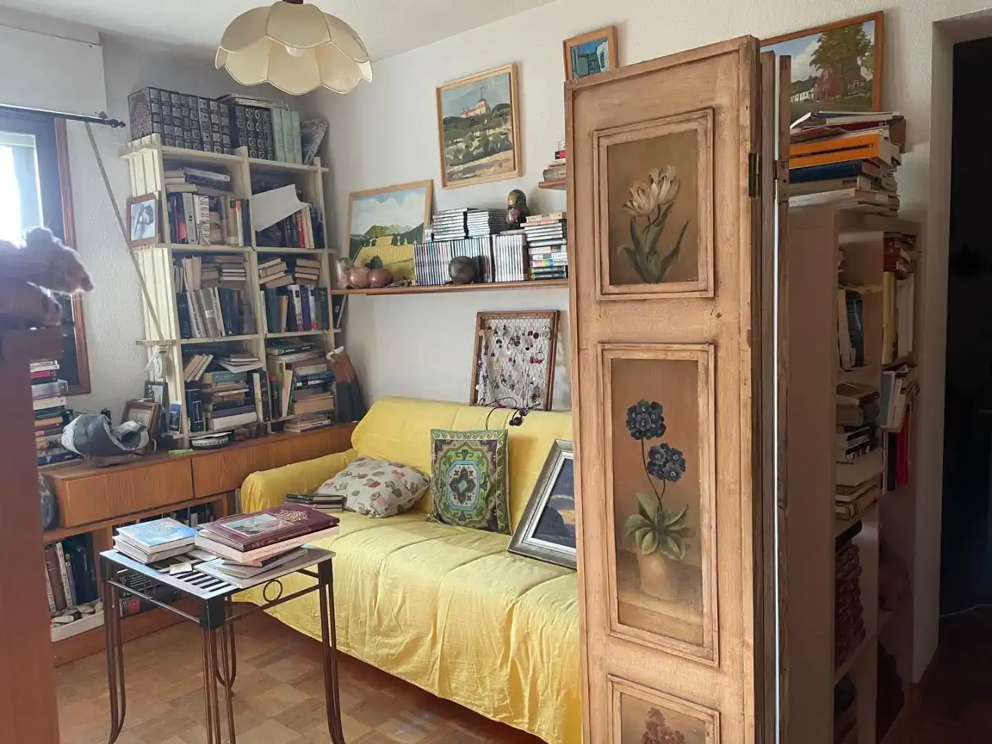Sala d'estar de Casa o xalet en venda en Collado Villalba amb Piscina