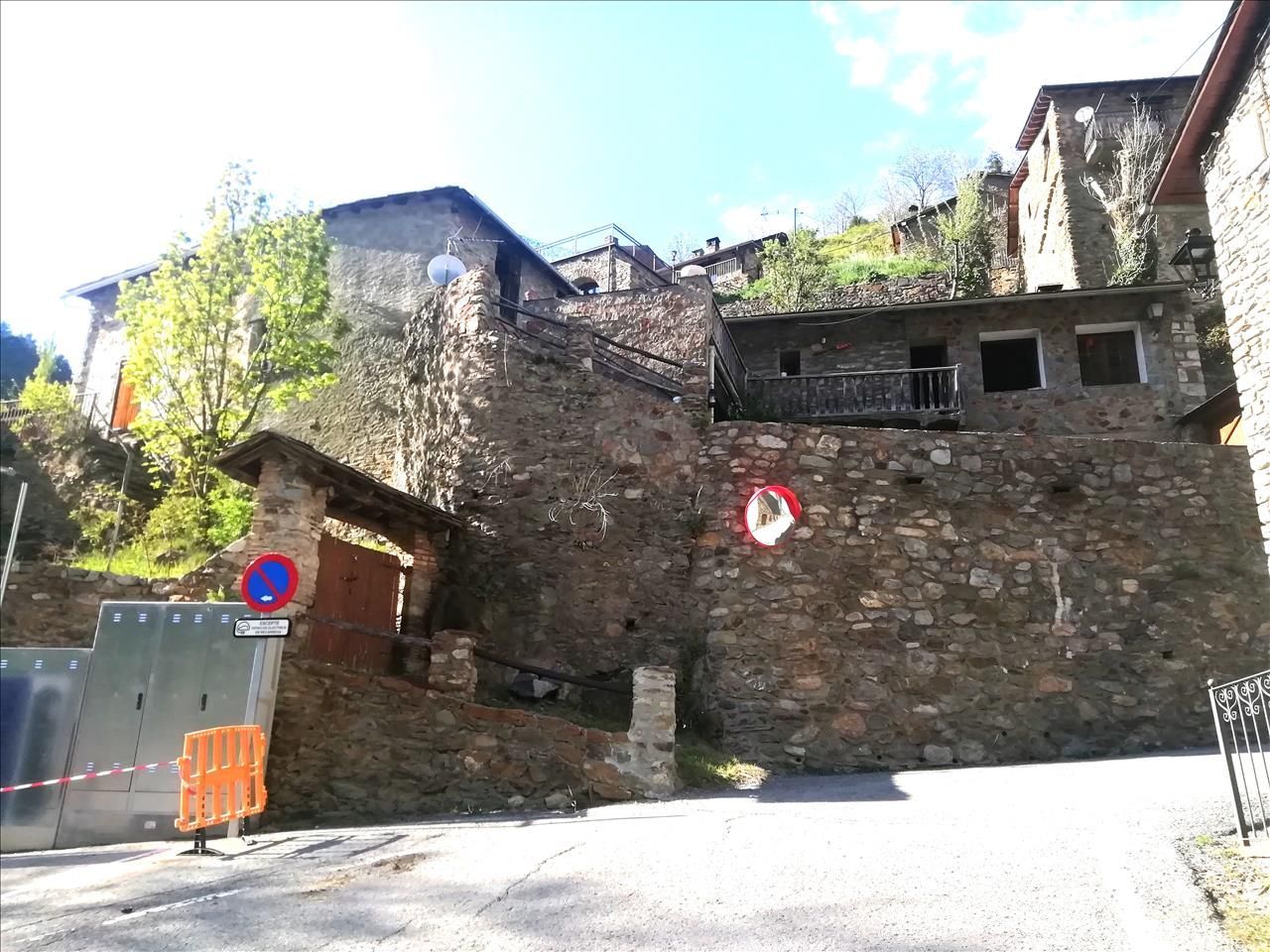 Exterior view of Apartments for sale in Toses