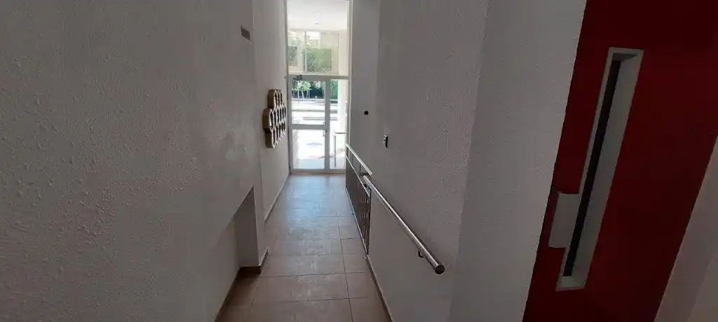 Piso en venta en Sant Joan Despí con Aire acondicionado, Calefacción y Horno