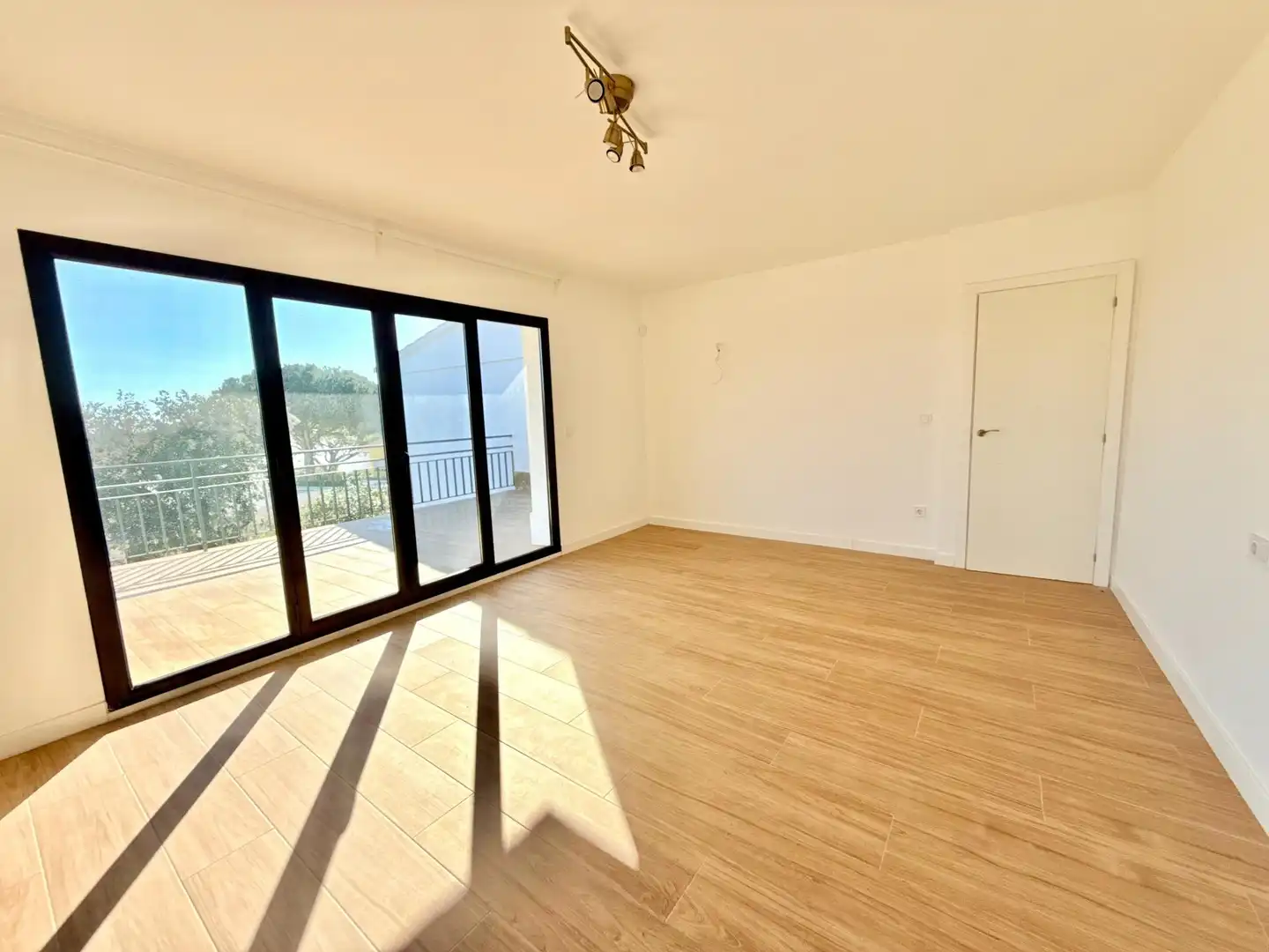 Sala d'estar de Casa o xalet en venda en Calonge i Sant Antoni amb Terrassa i Balcó