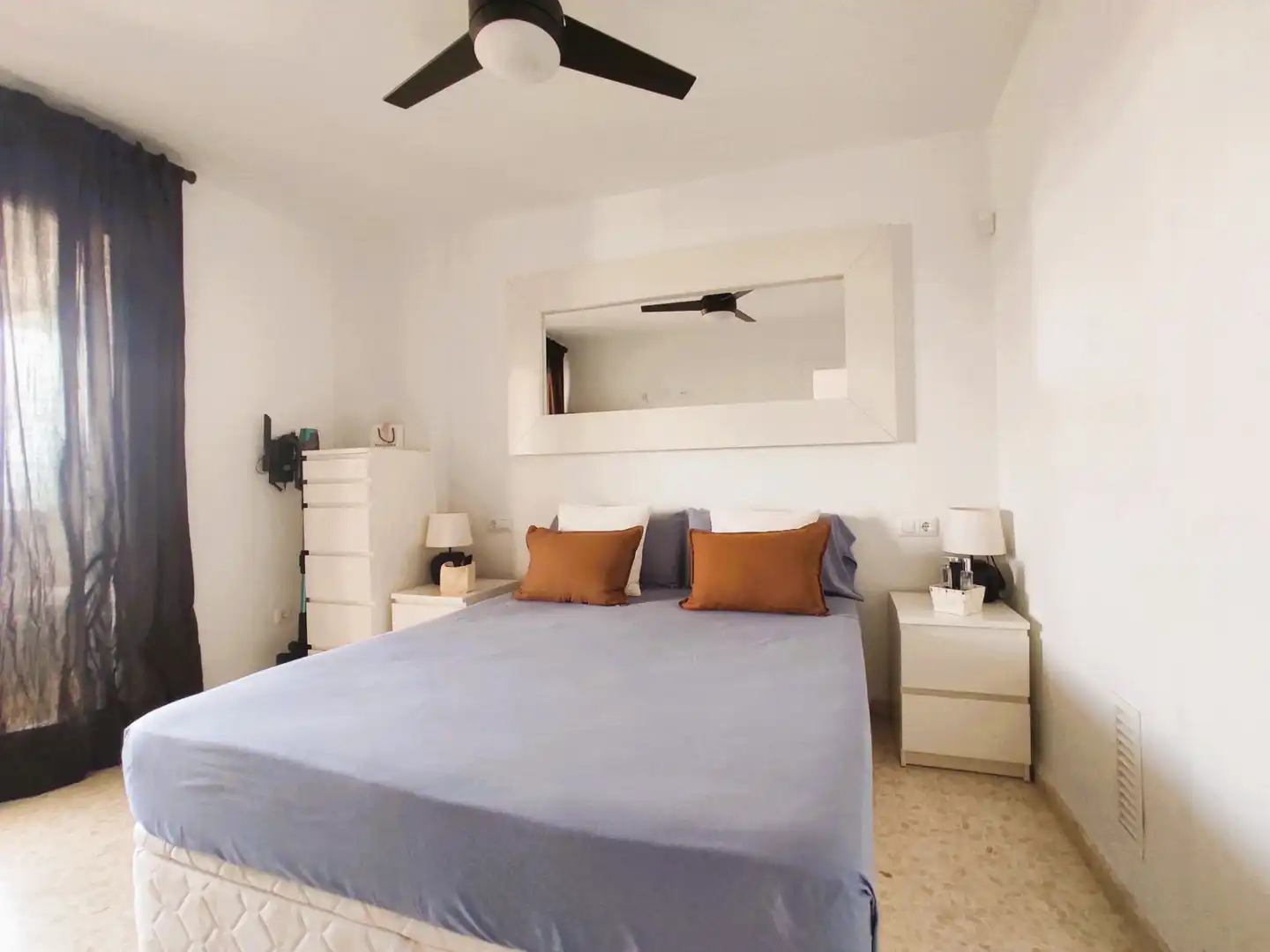 Bedroom of Apartments for sale in Sagunto / Sagunt  with Air Conditioner, Terrace and Furnished