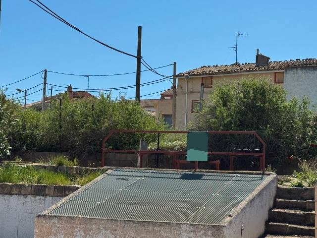 Terreno residencial en Venta en Calle Salida a Épila en Lucena de Jalón