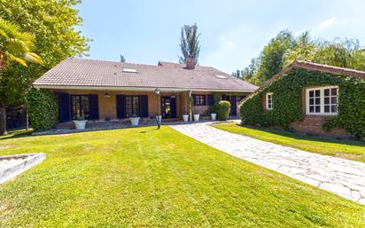 Garden of House or chalet for sale in Ciudalcampo  with Air Conditioner, Heating and Private garden