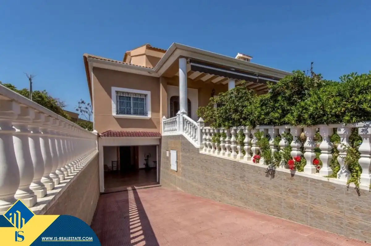 Chalet con jardín en venta en La Mata, imagen 6