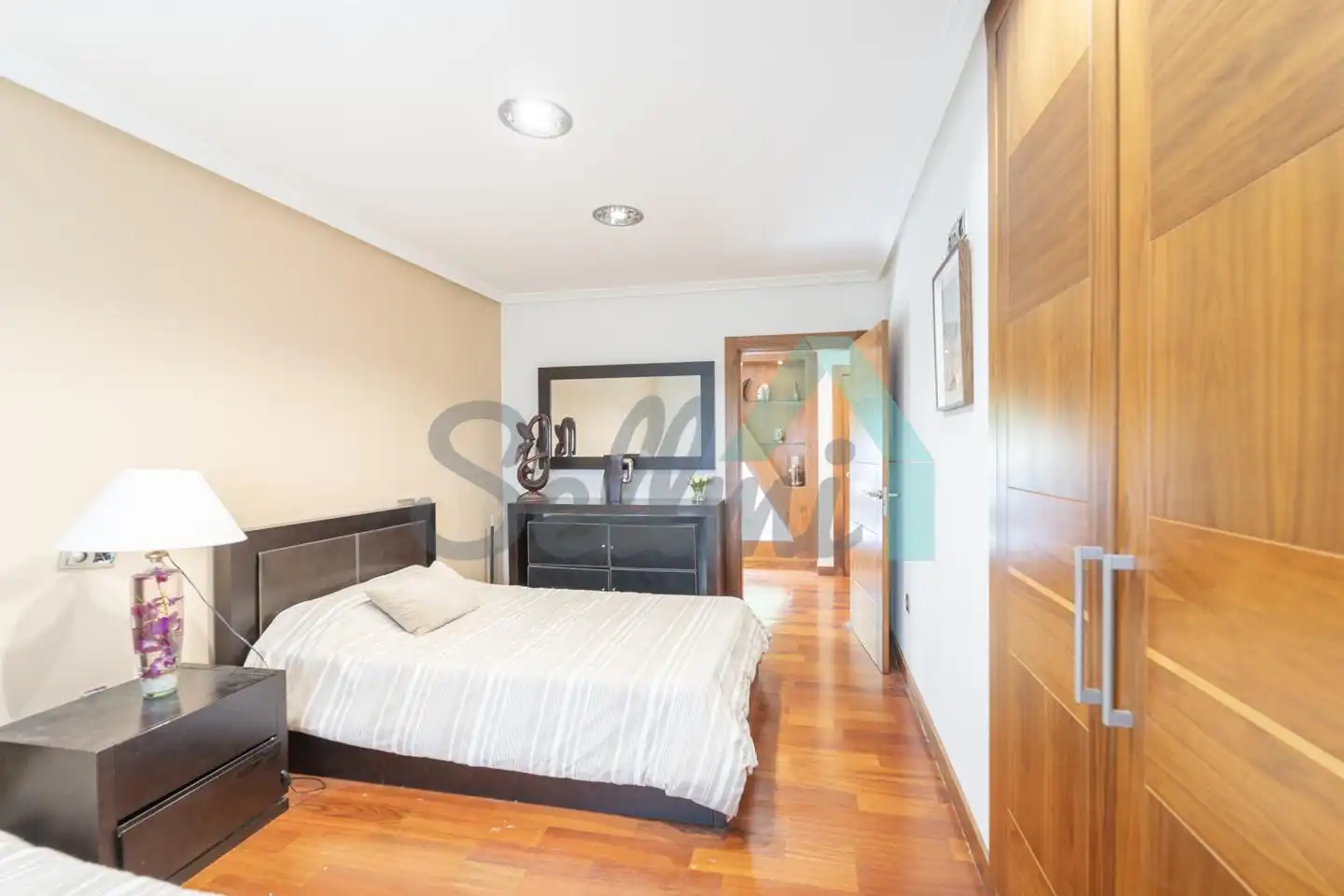 Habitación de Casa o chalet en venta en Oviedo  con Calefacción, Jardín privado y Parquet