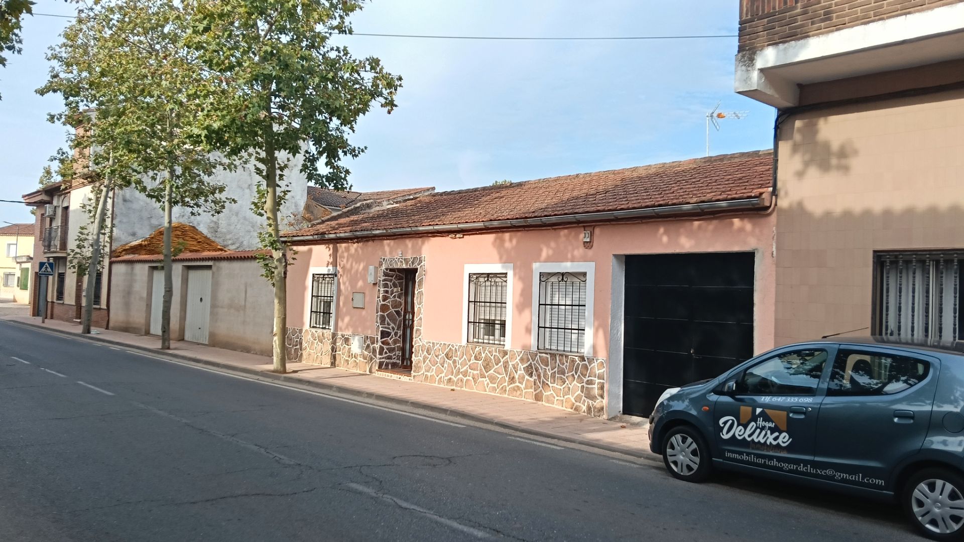 Vista exterior de Casa o xalet en venda en La Pueblanueva amb Calefacció i Traster