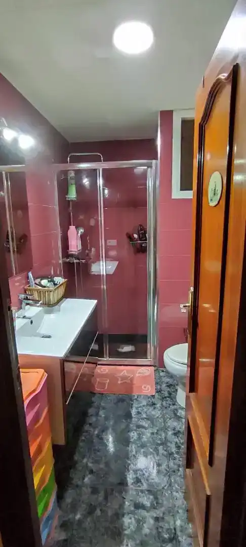 Bany de Pis en venda en  Barcelona Capital amb Aire condicionat i Balcó