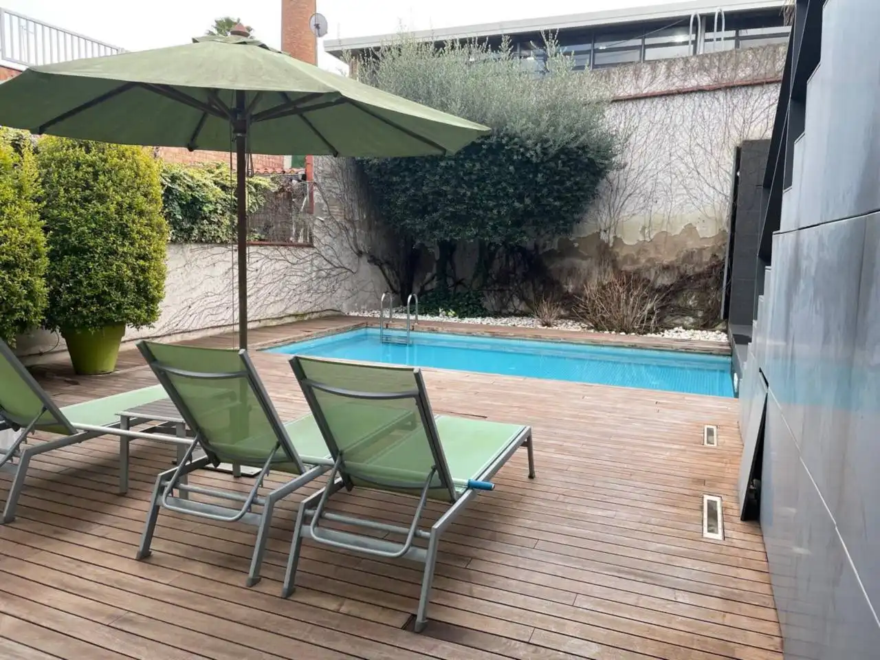 Swimming pool of Houses for sale in Sabadell  with Air Conditioner, Heating and Private garden