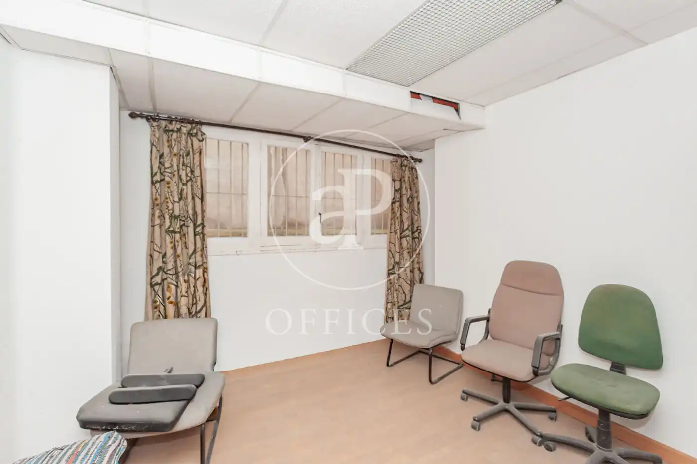 Oficina en venta en Madrid con Calefacción