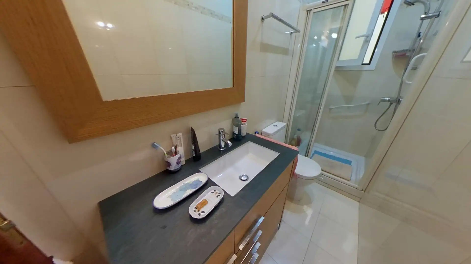 Baño de Piso en venta en Madrid con Calefacción, Amueblado y Internet