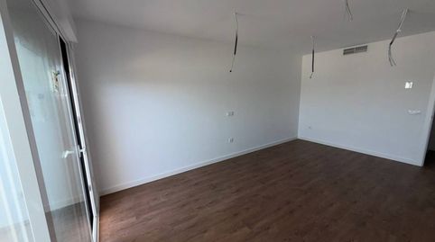 Foto 4 de Piso en venta en Poleares, Lucena