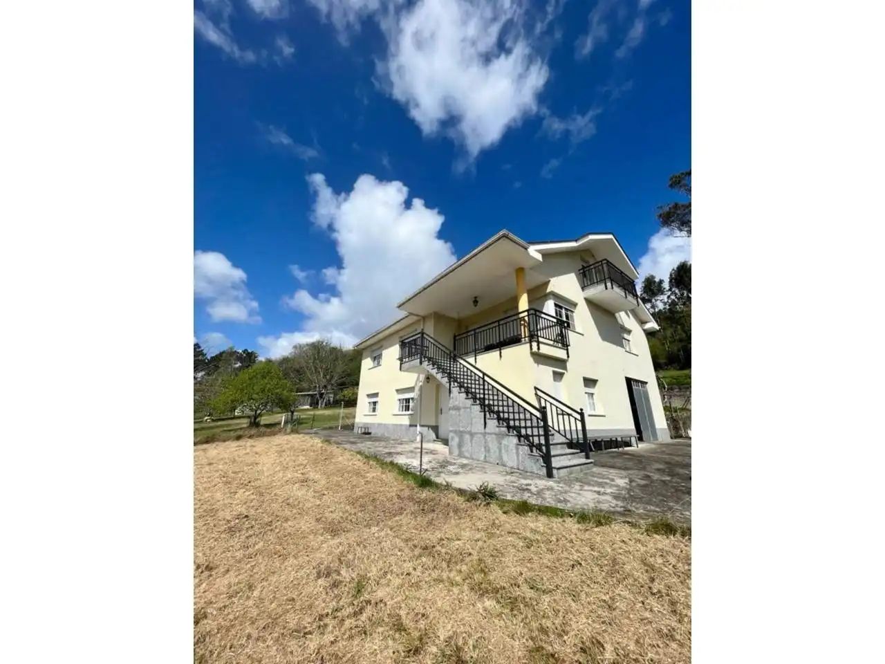 House with garden for sale in Ponte Baxoi