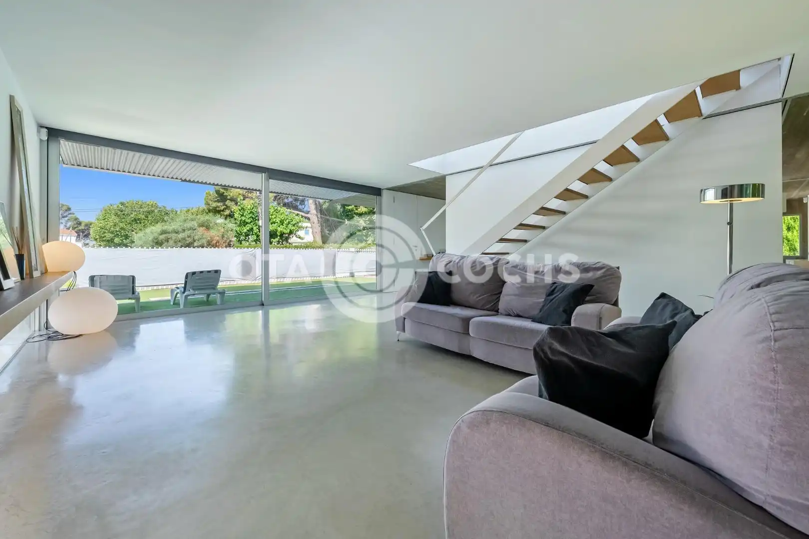 Sala d'estar de Casa o xalet en venda en Cambrils amb Calefacció, Jardí privat i Terrassa