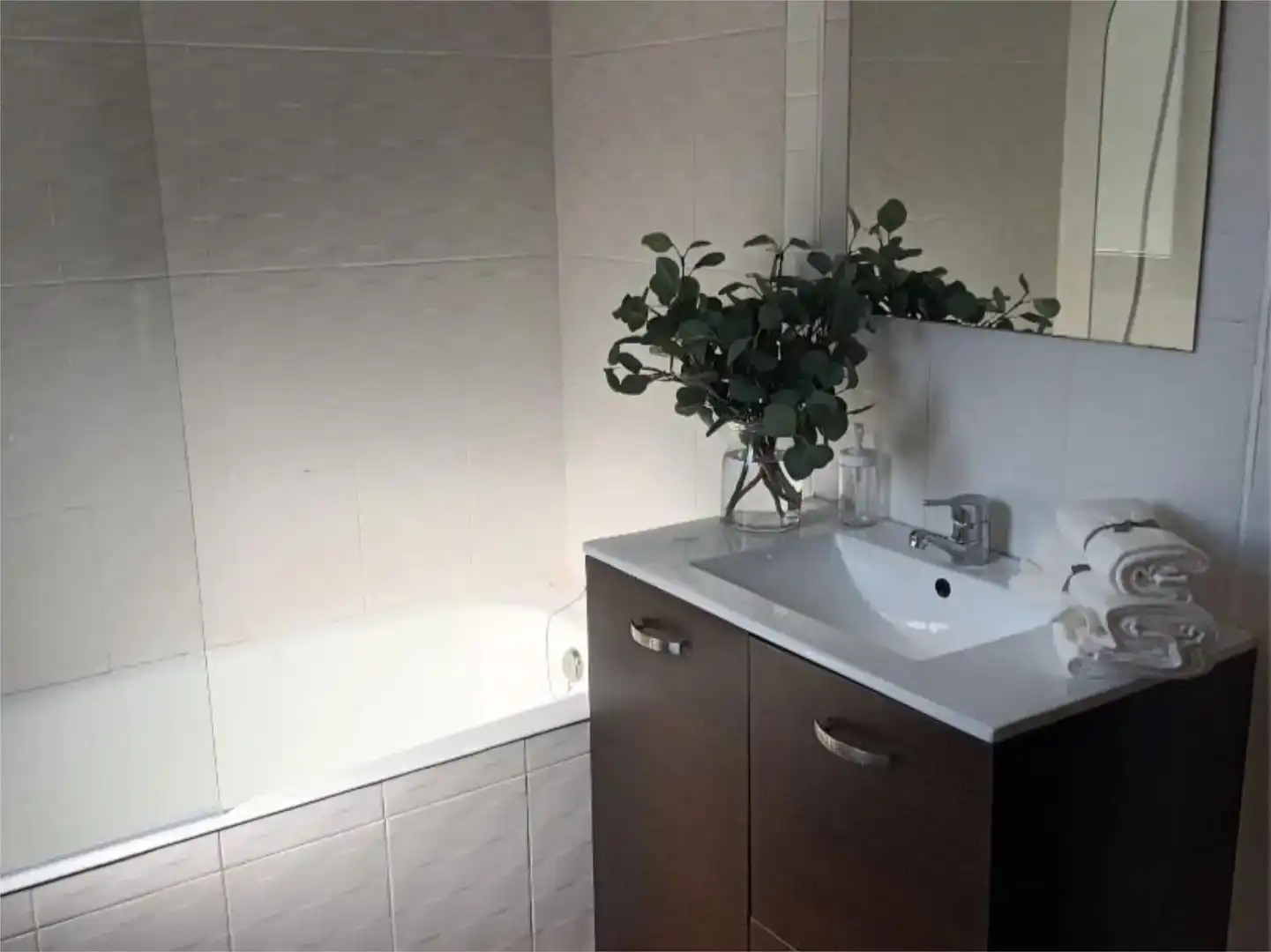 Bathroom of Detached homes for rent in Valdáliga, Cantabria
