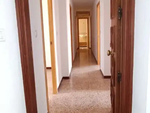 Piso con ascensor en venta en Carrer del Cèsar 3, imagen 2