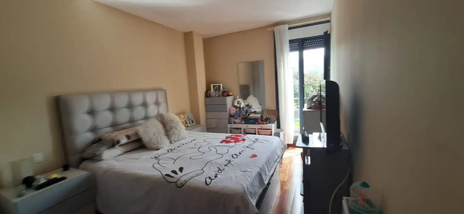 Habitación de Piso en venta en Solórzano con Calefacción, Parquet y Trastero