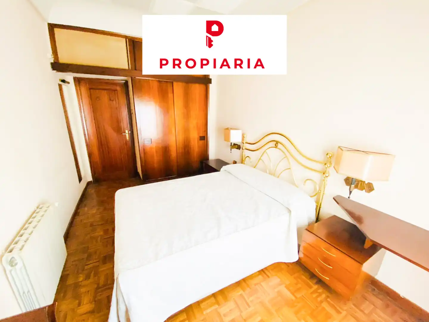 Habitación de Piso para compartir en Madrid con Calefacción, Parquet y Amueblado
