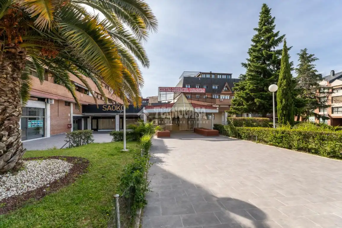 Vista exterior de Piso en venta en Las Rozas de Madrid con Calefacción, Terraza y Trastero