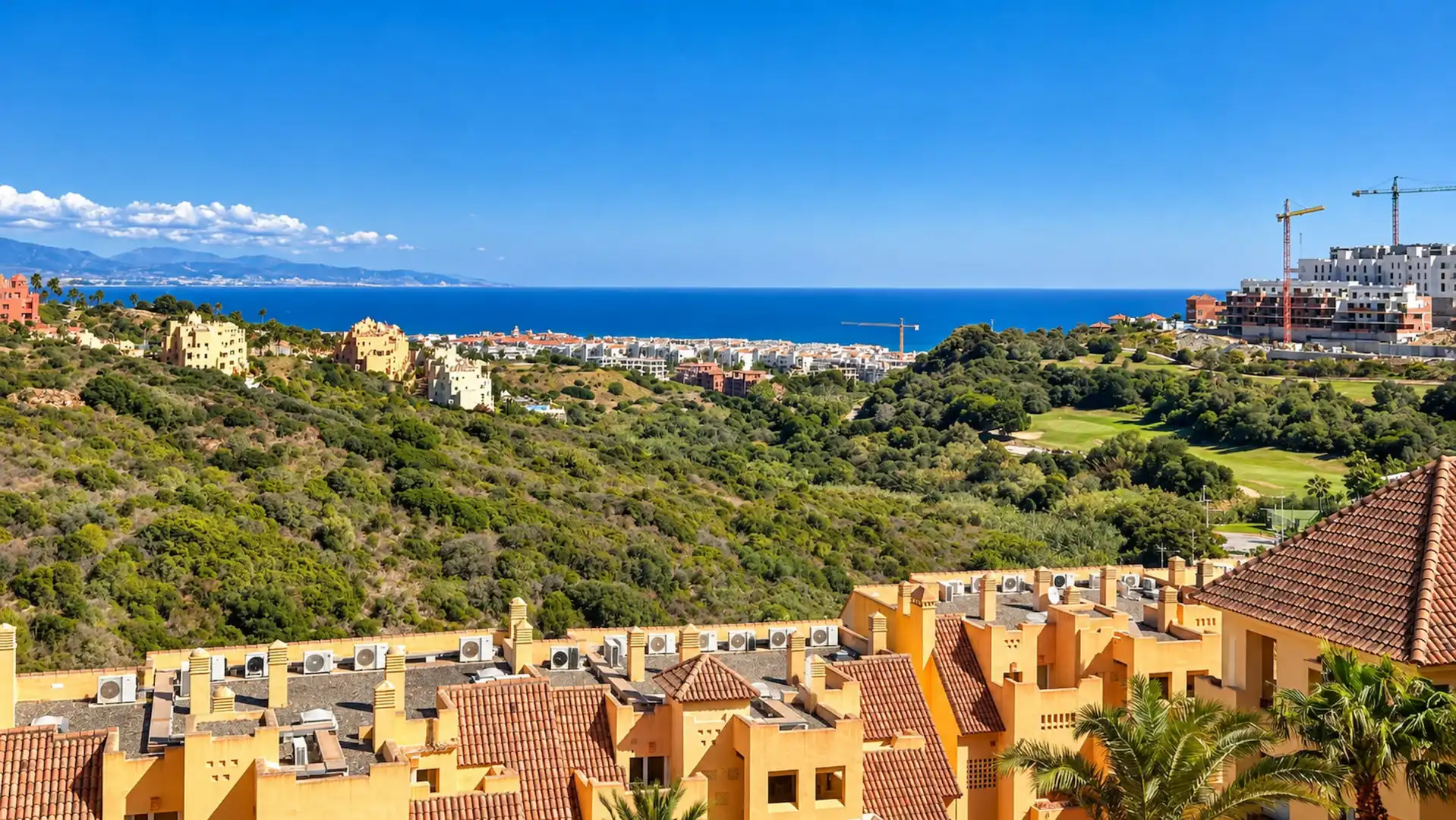 Exterior view of Attic for sale in La Duquesa