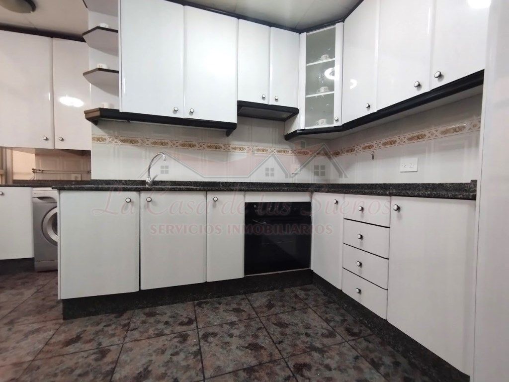 Piso en venta en N/A, Centro  , Elda