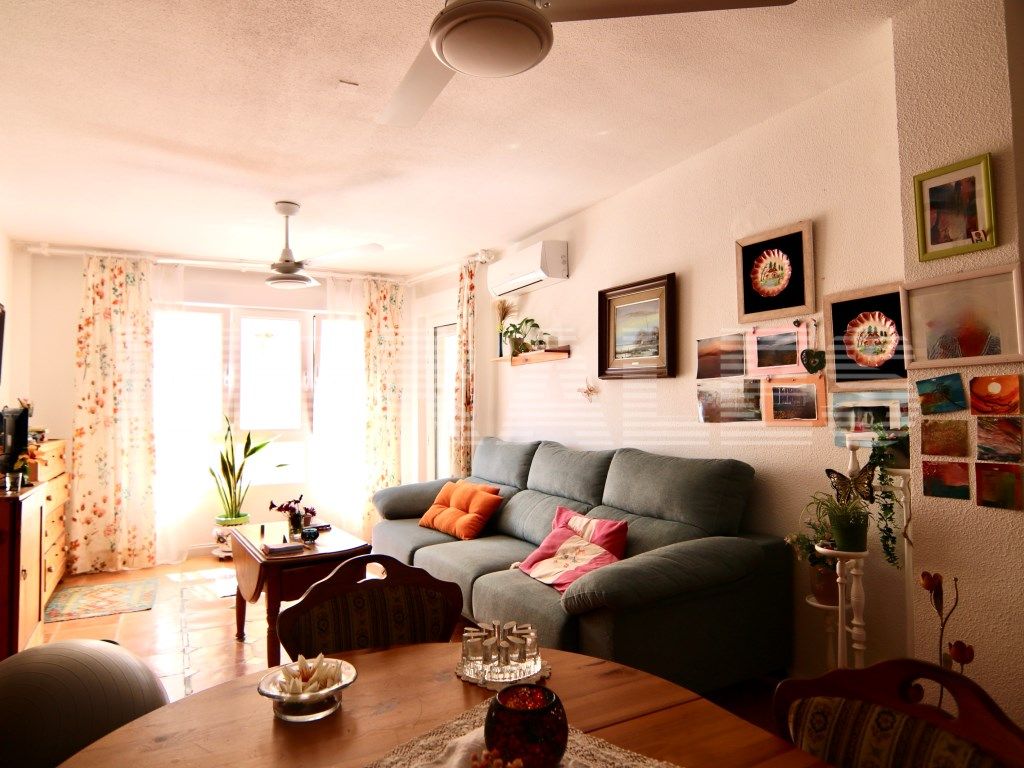 Sala d'estar de Pis en venda en Cartagena amb Balcó