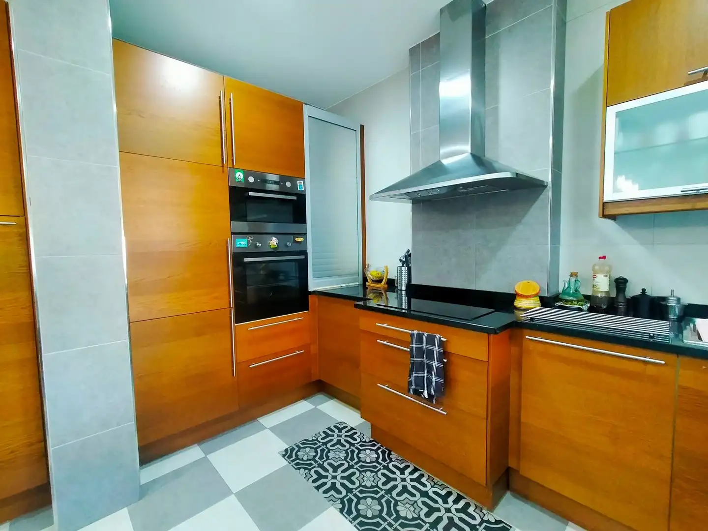 Küche von Dachboden zum Verkauf in Pravia mit Heizung, Terrasse und Möbliert