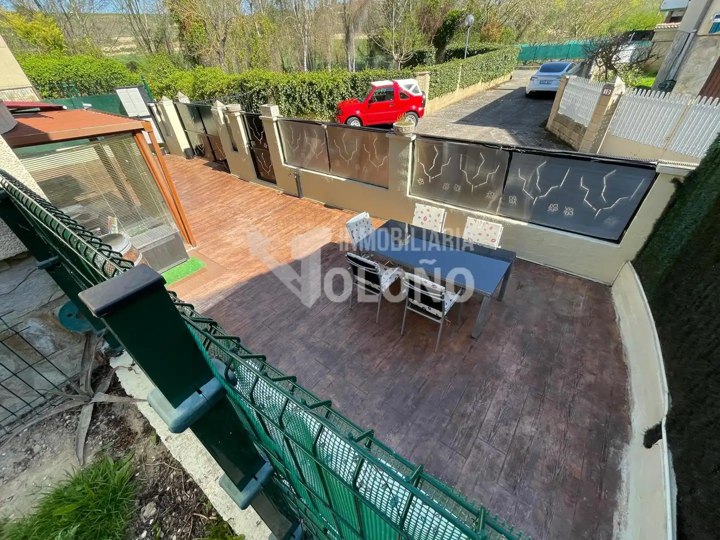 Terrassa de Casa o xalet en venda en Anguciana amb Aire condicionat, Calefacció i Jardí privat